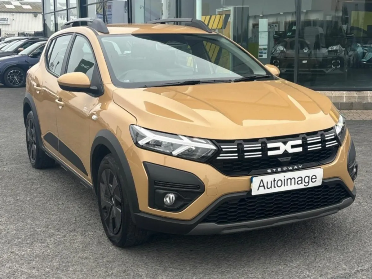 Dacia Sandero Stepway STEPWAY Expression TCe 90 GS - Image 1