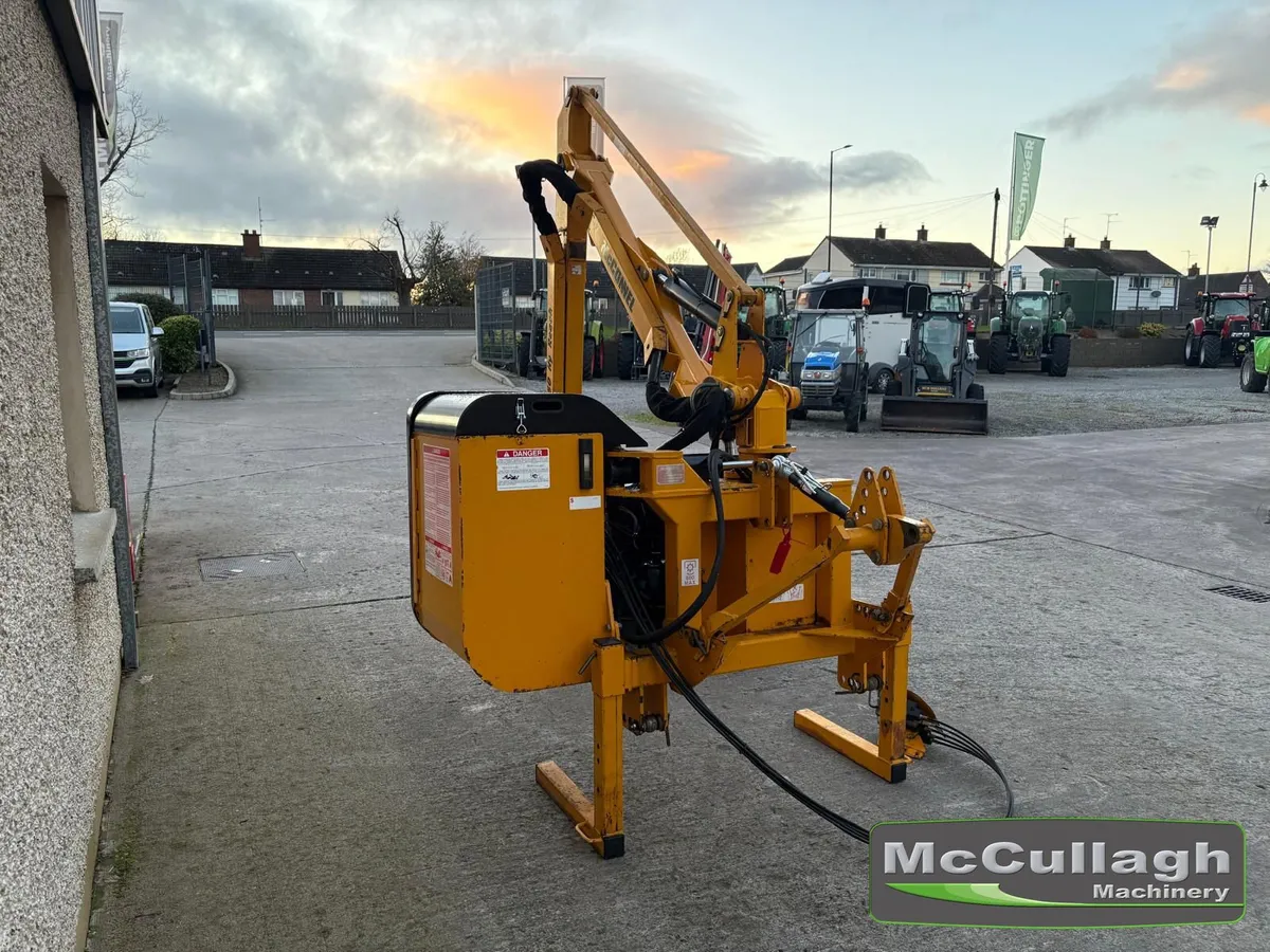 Used McConnell PA50 Hedgecutter - Image 3