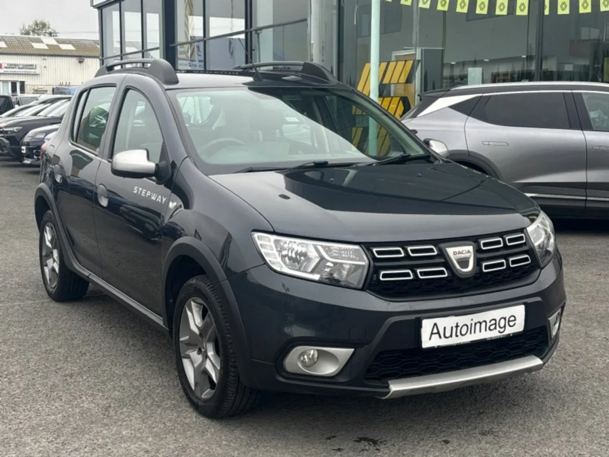 Dacia Sandero Stepway Blue dCi 95 STEPWAY Signatur - Image 1