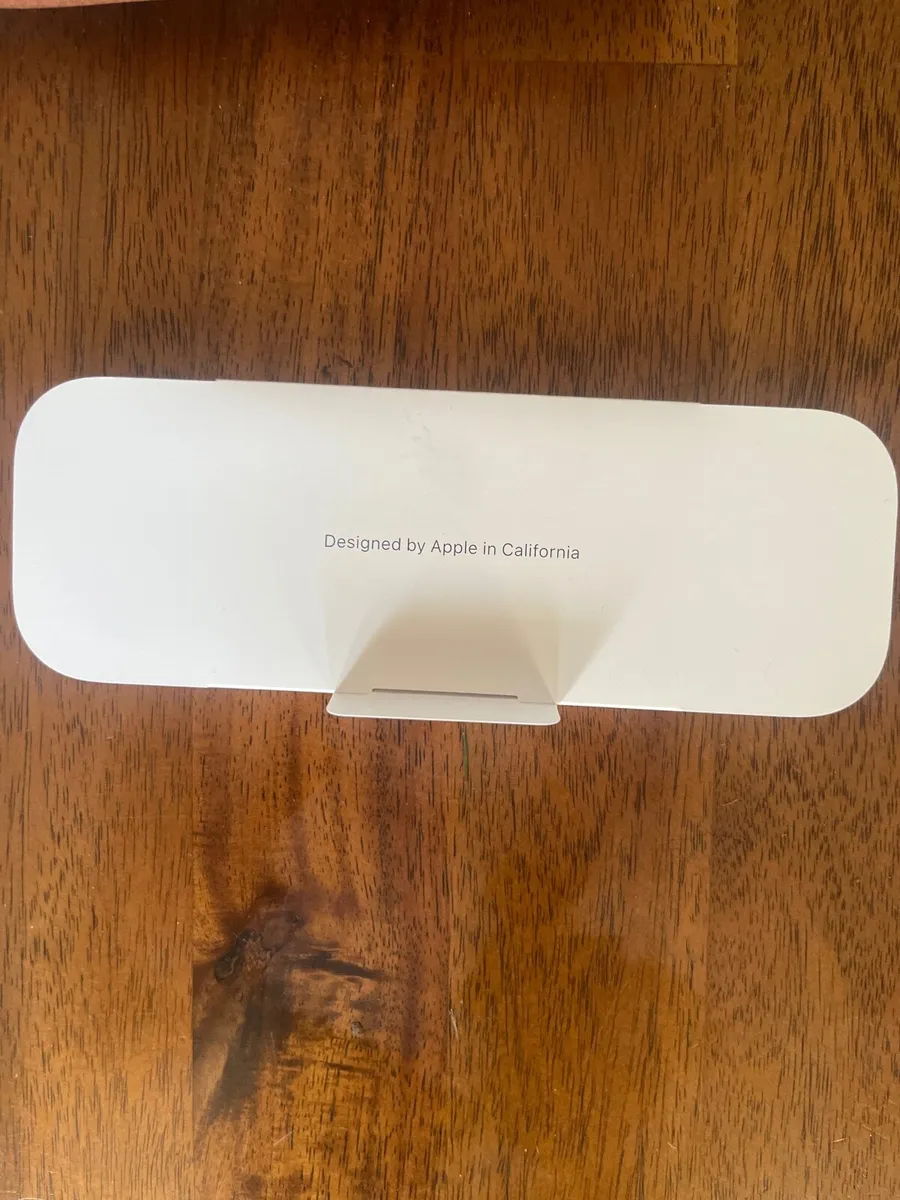 Apple Watch charging cord - Image 1