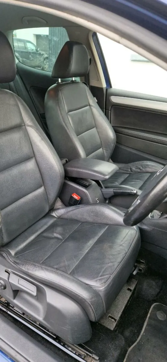 VW Golf 2011 GT TDI 2.0 DIESEL - Image 2