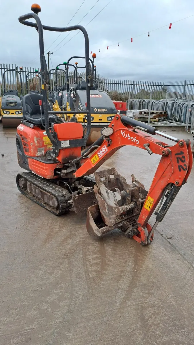 1 TON KUBOTA DIGGER - Image 1