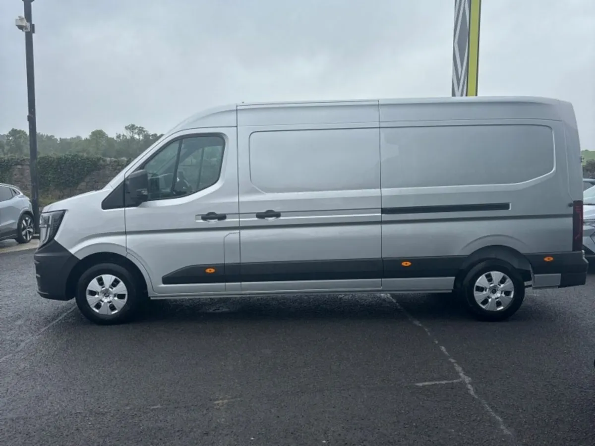 Renault Master 170 MANUAL LWB EX VAT PRICE DISPLAY - Image 4