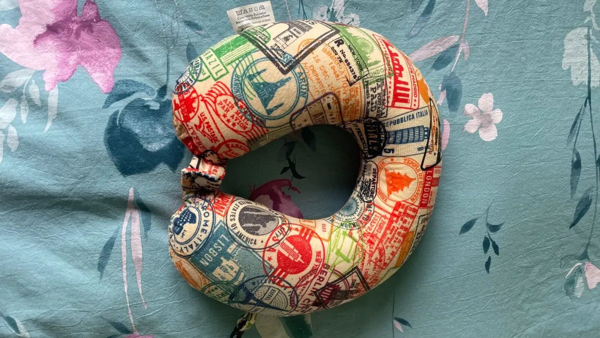 Travel neck pillow - Image 2