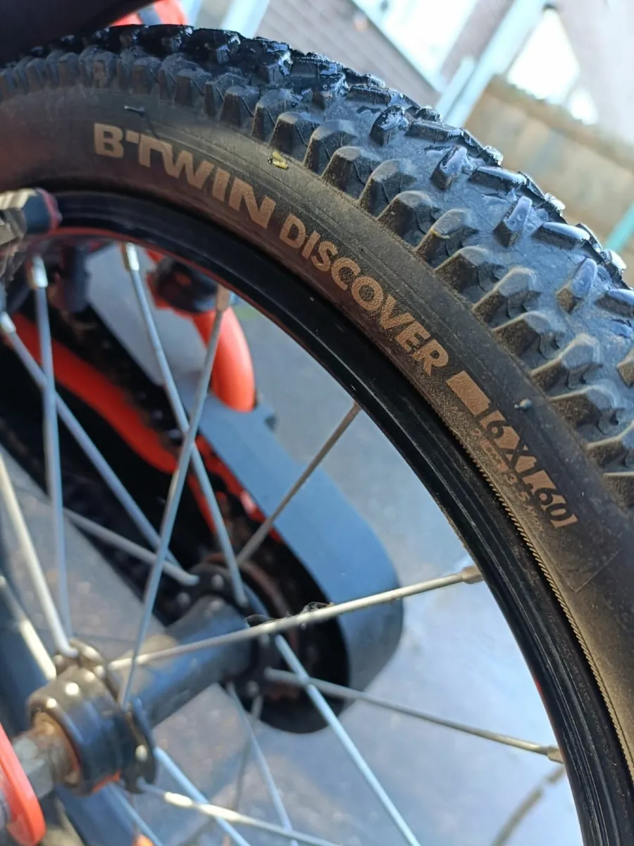 BTWIN Kids Robot 500 16" 4-6 years bike - Image 3