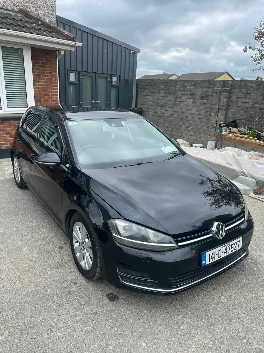 Volkswagen golf - Image 1