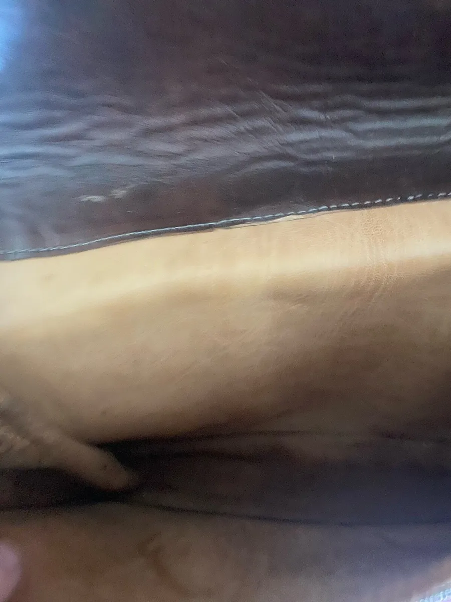 Quality Leather Satchel/ Laptop Bag - Image 4