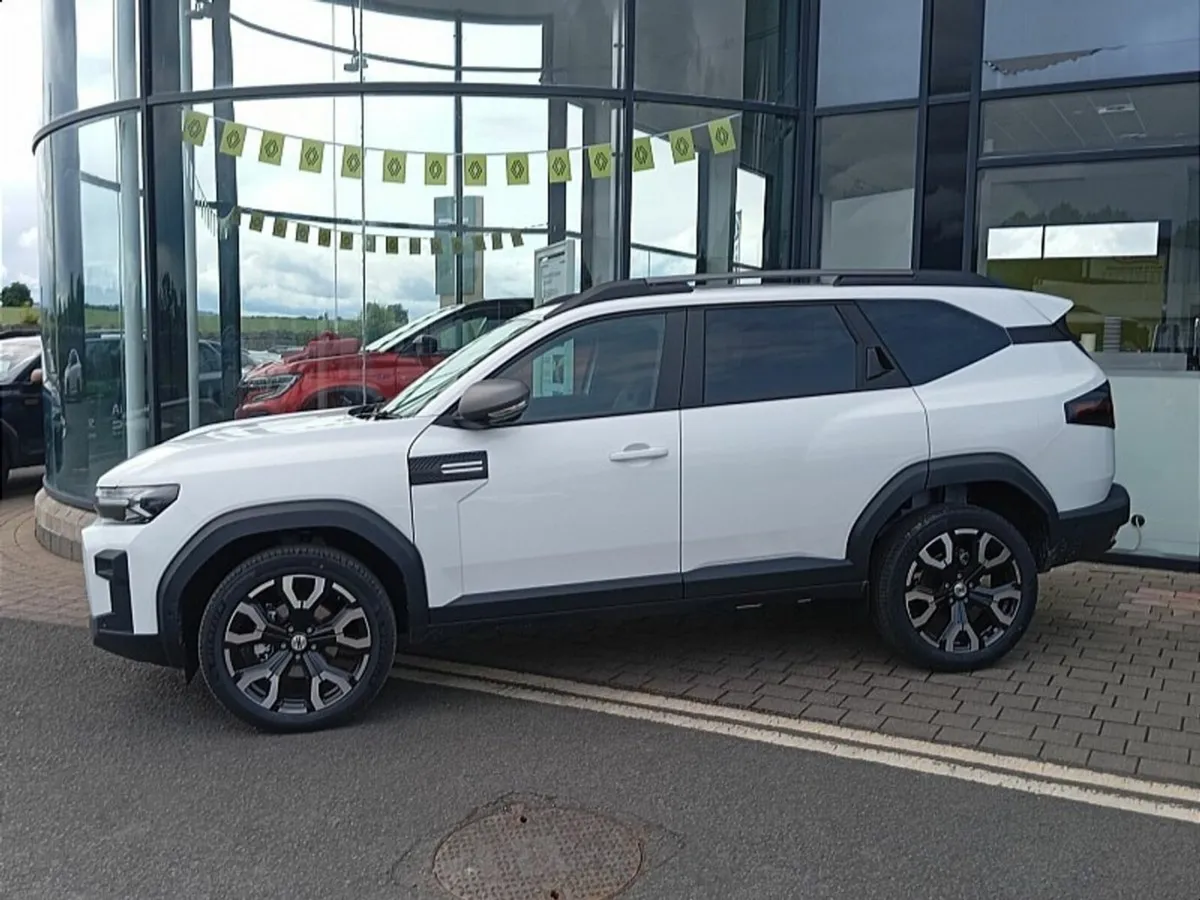 Dacia Bigster Essential Tce 130Bhp  4x4 Petrom Man - Image 2