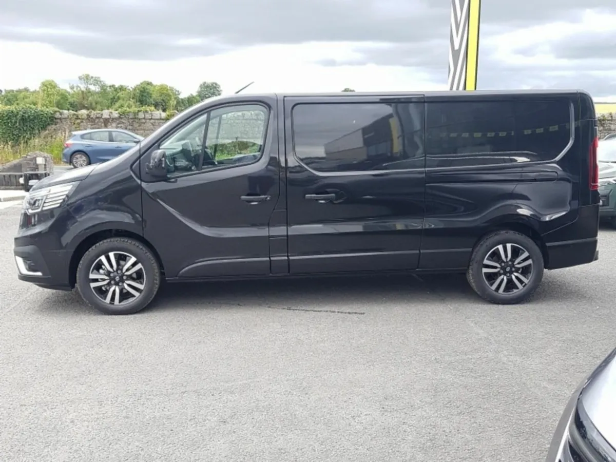 Renault Trafic 9 SPEED AUTO extra sport order your - Image 4
