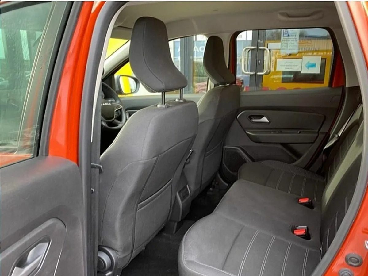 Dacia Duster 1.5 Blue dCi 115 Journey (Diesel) - Image 4