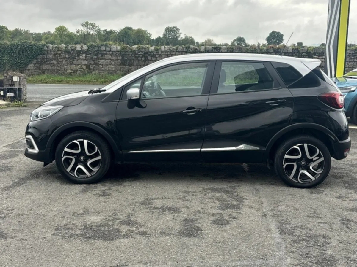Renault Captur DIESEL 90 DYNAMIQUE NAV - Image 4