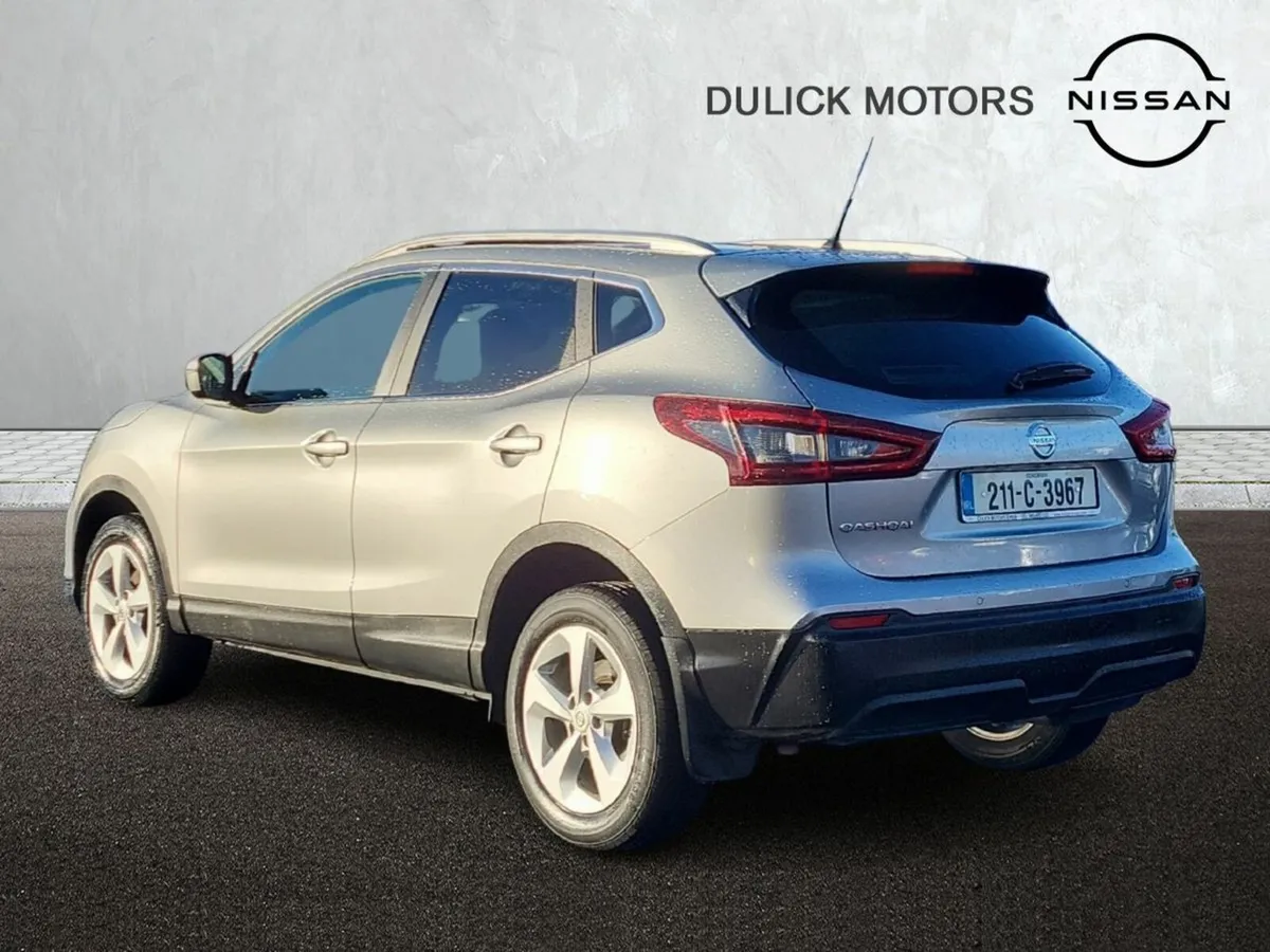 Nissan Qashqai 1.5 DSL SE - Image 2