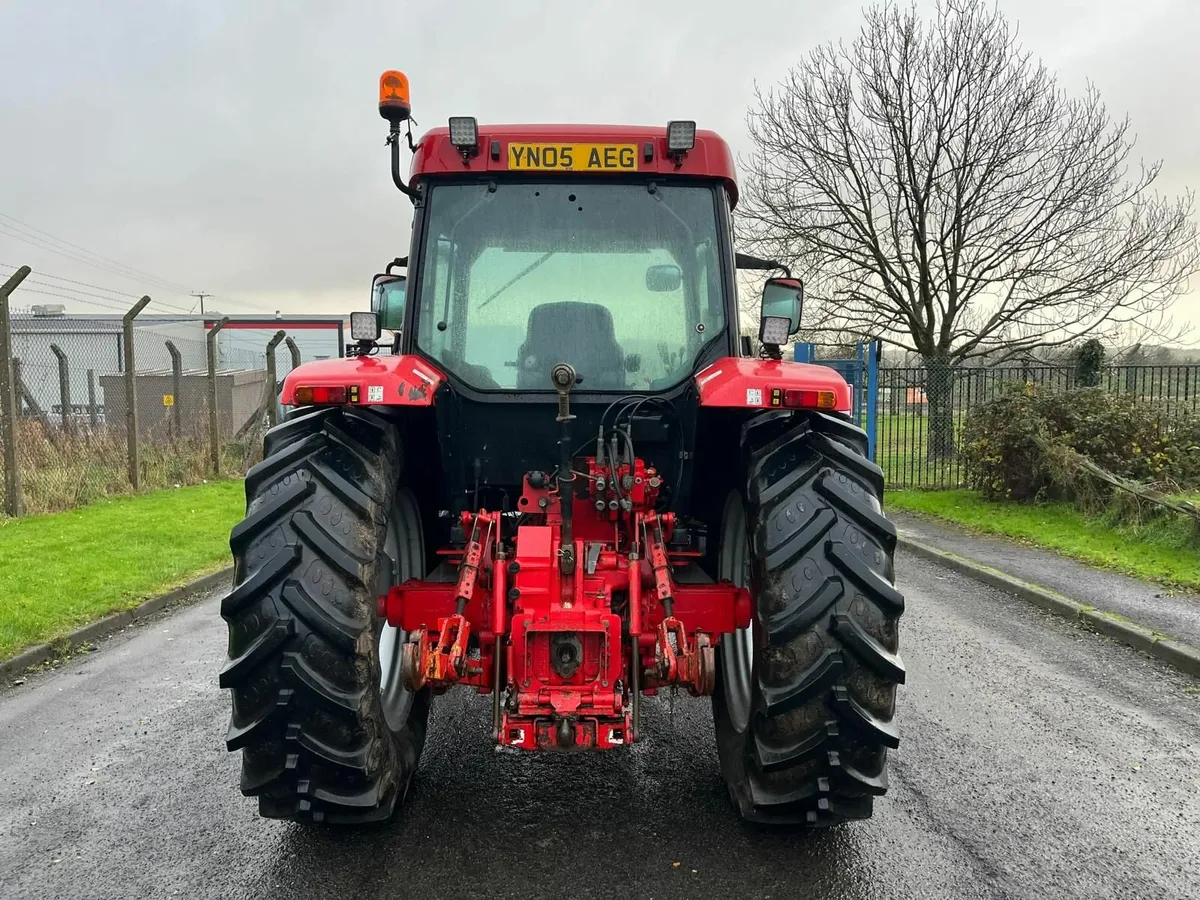 2005 McCormick  MC 115 c/w weights - Image 4