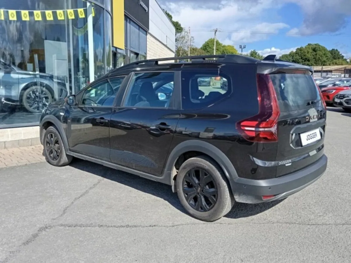 Dacia Jogger TCe 110 Extreme SE - Image 3