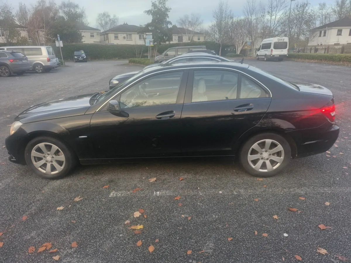 Mercedes-Benz C-Class 2011 - Image 1