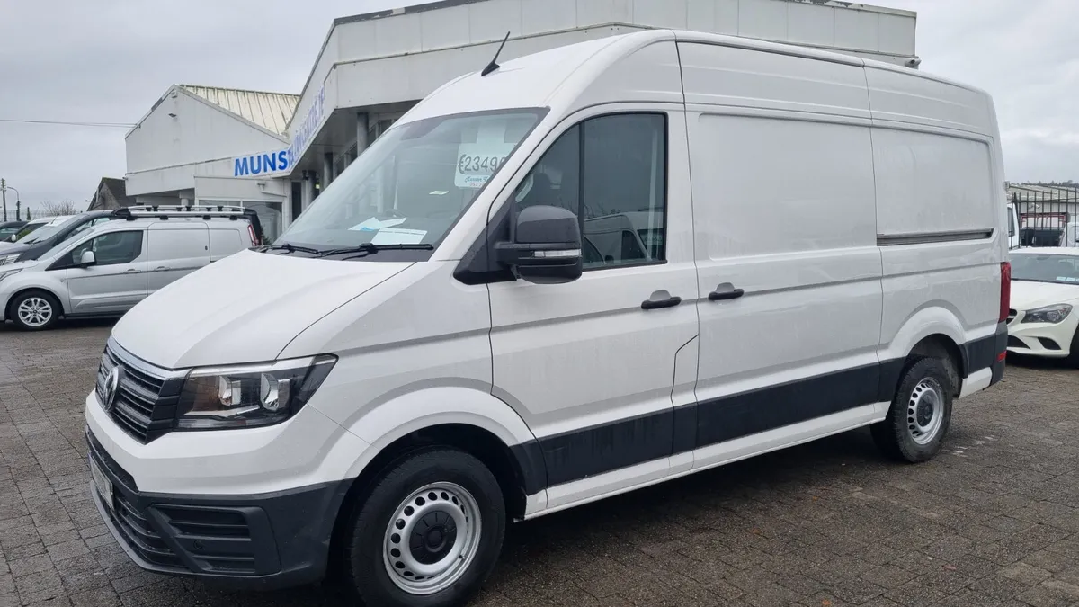 221 VW CRAFTER MWB VAN 140BHP,1 OWNER LOW MILES! - Image 1