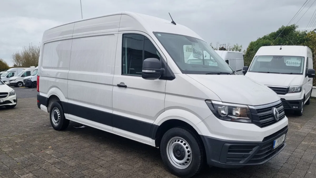 221 VW CRAFTER MWB VAN 140BHP,1 OWNER LOW MILES! - Image 3