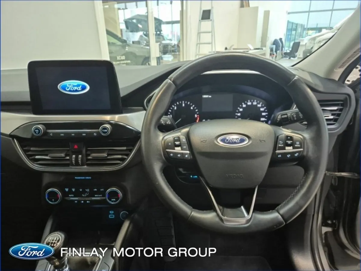 Ford Kuga TITANIUM 5D 1.5TD120 S6.2 M6 - Image 2