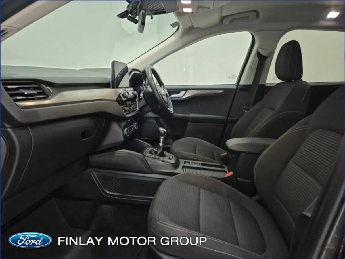 Ford Kuga TITANIUM 5D 1.5TD120 S6.2 M6 - Image 4