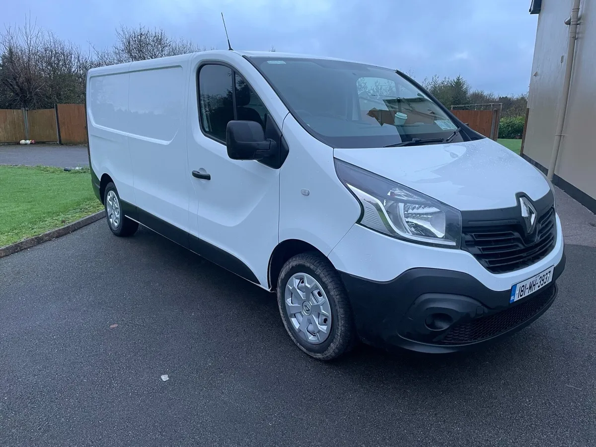 Renault traffic - Image 2