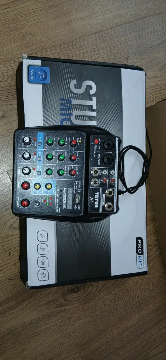 Microphone X 2 & 4 Channel mixer - Image 4
