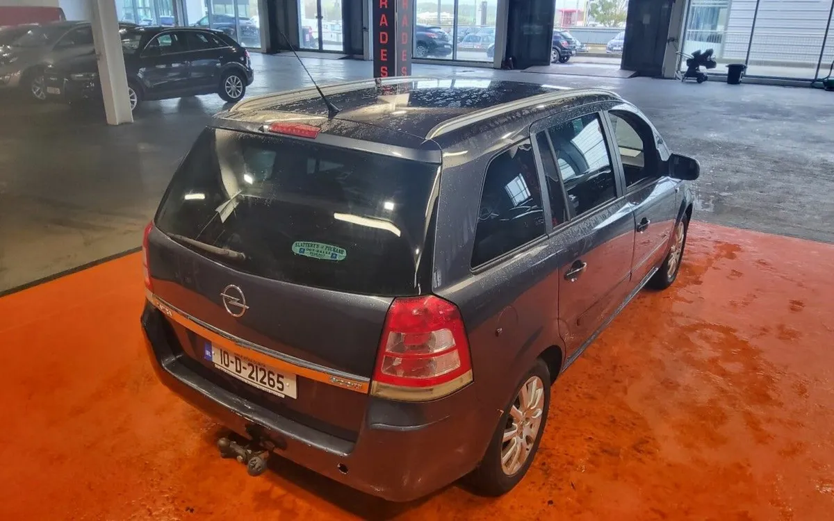 Opel Zafira Club 1.7CDTi 110PS ecoFLEX - Image 3