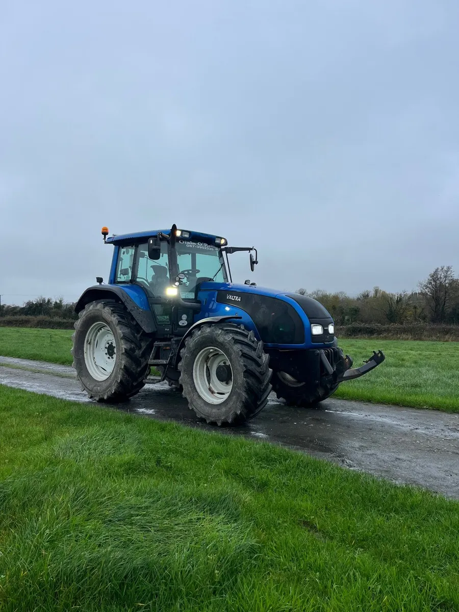 Valtra T130 imaculate - Image 1