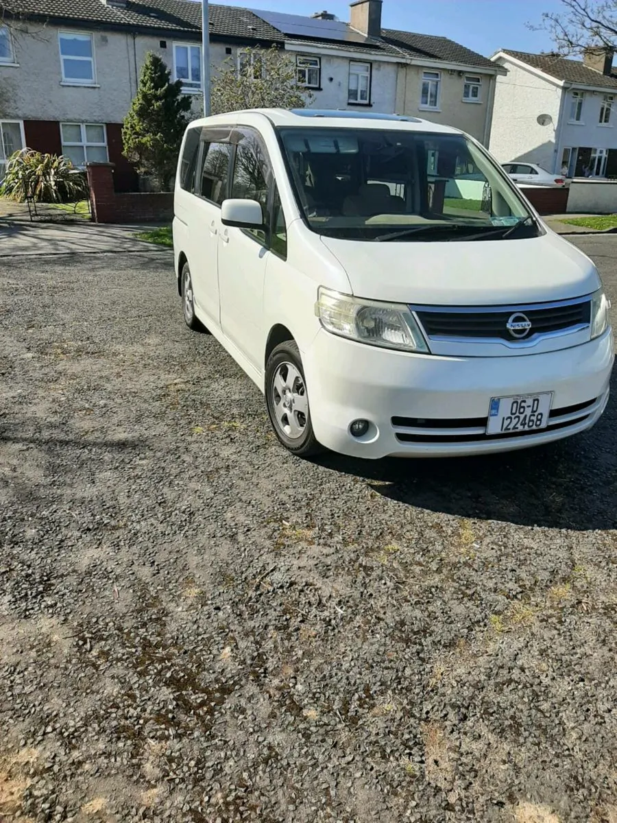 Nissan serena - Image 3