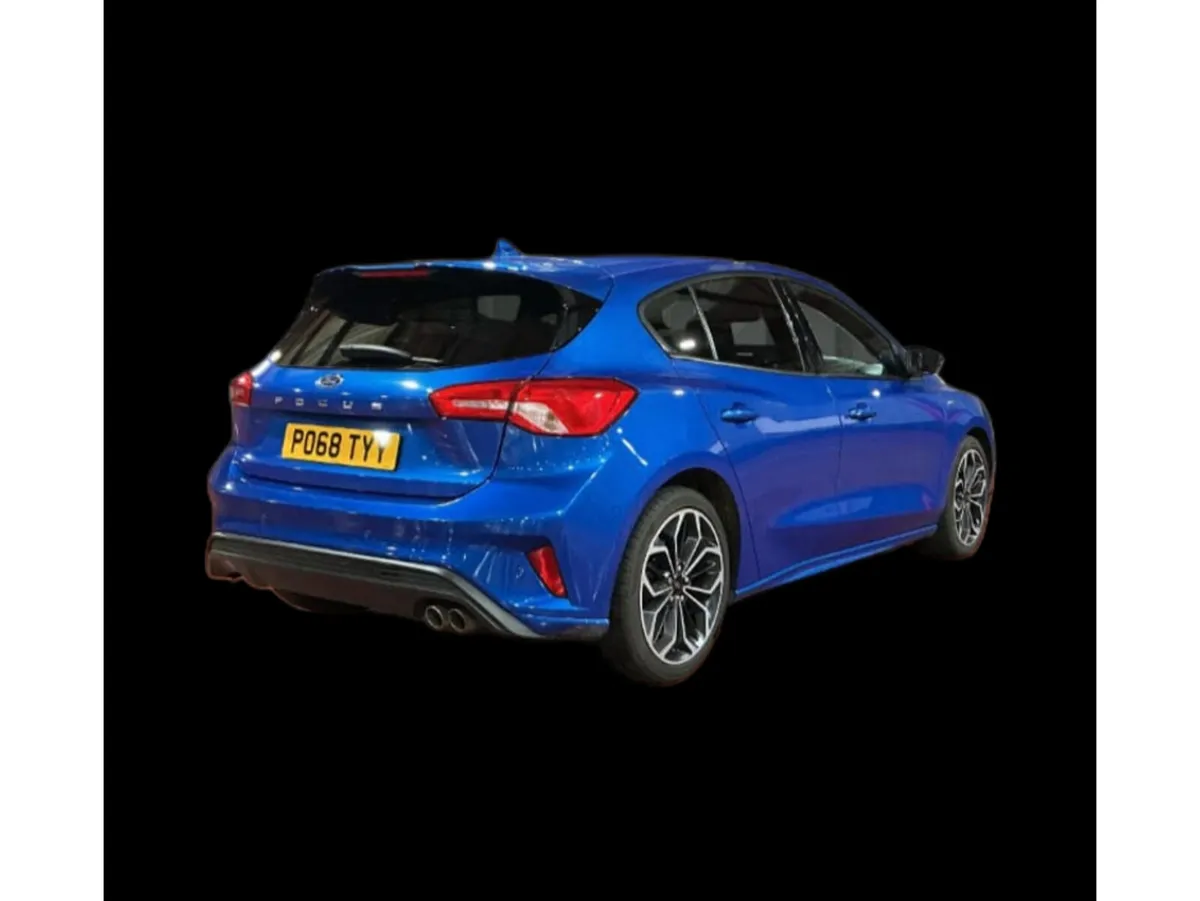 Ford Focus LOW MILES ST-LINE X - Image 2