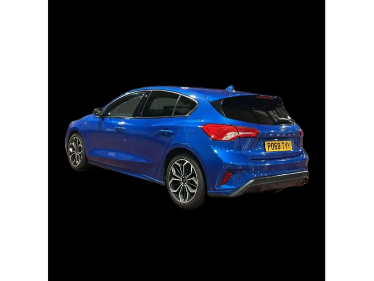 Ford Focus LOW MILES ST-LINE X - Image 3
