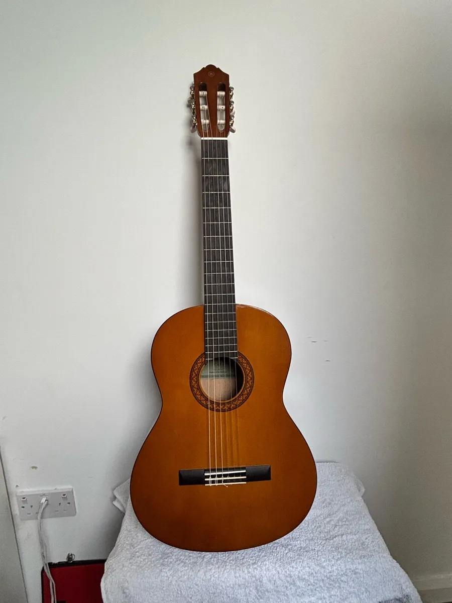 Yamaha C40 Guitar, - Image 1