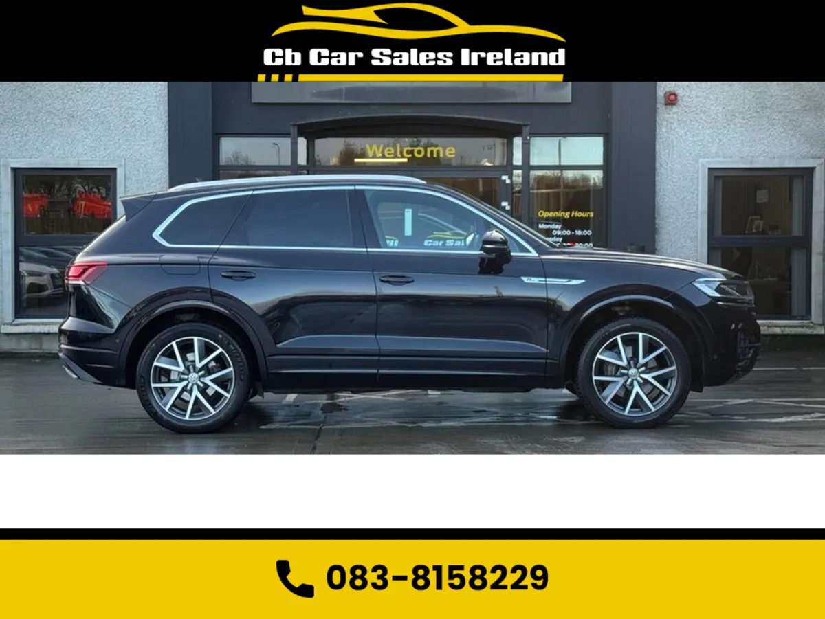 Volkswagen Touareg 3.0 TDI V6 R-Line SUV 5dr Diese - Image 3