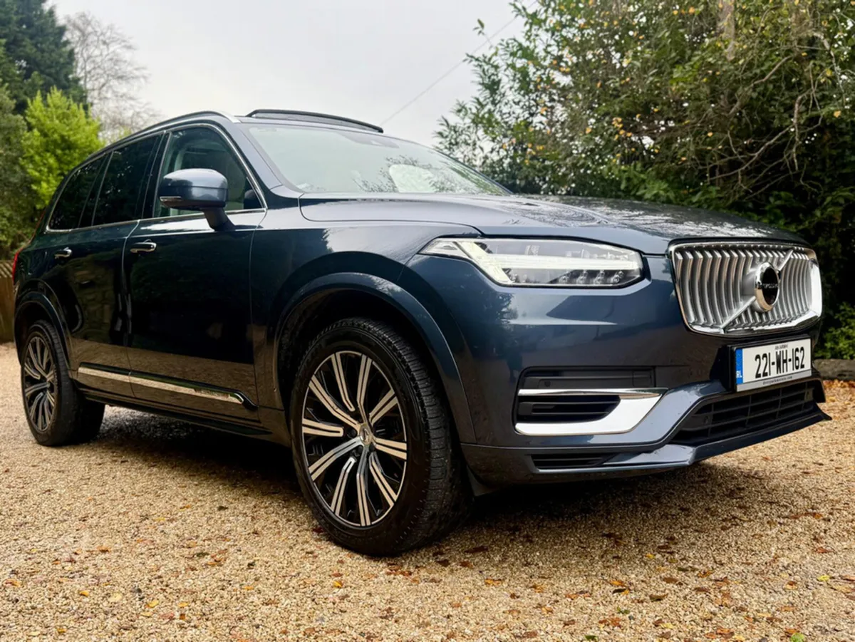 Volvo XC90 T8 INSCRIPTION *F.Volvo.S.H…Huge Specif - Image 1
