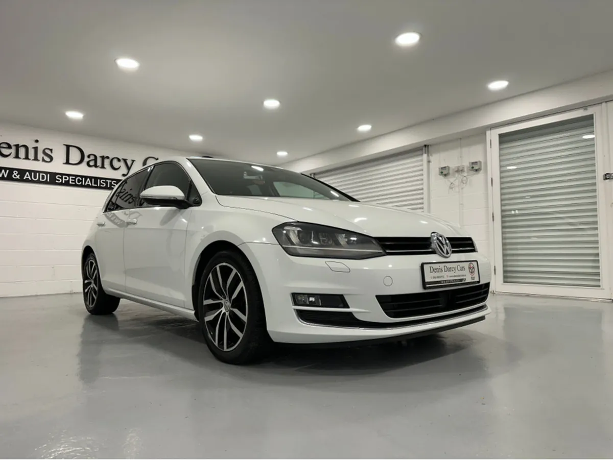 Volkswagen Golf (141) HIGHLINE 1.4TSI DSG LOW KMS - Image 3