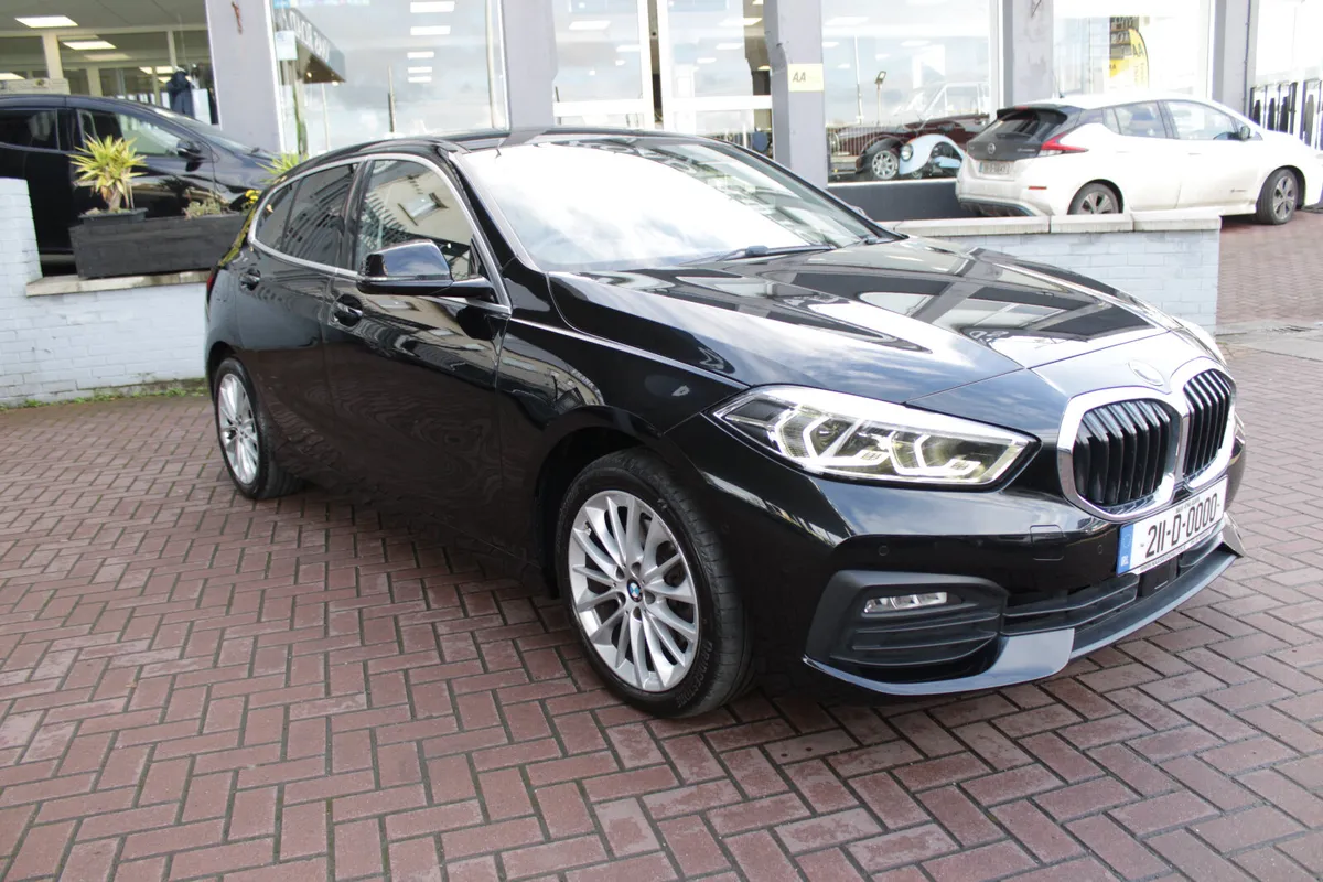 2021 BMW 118D - Image 1