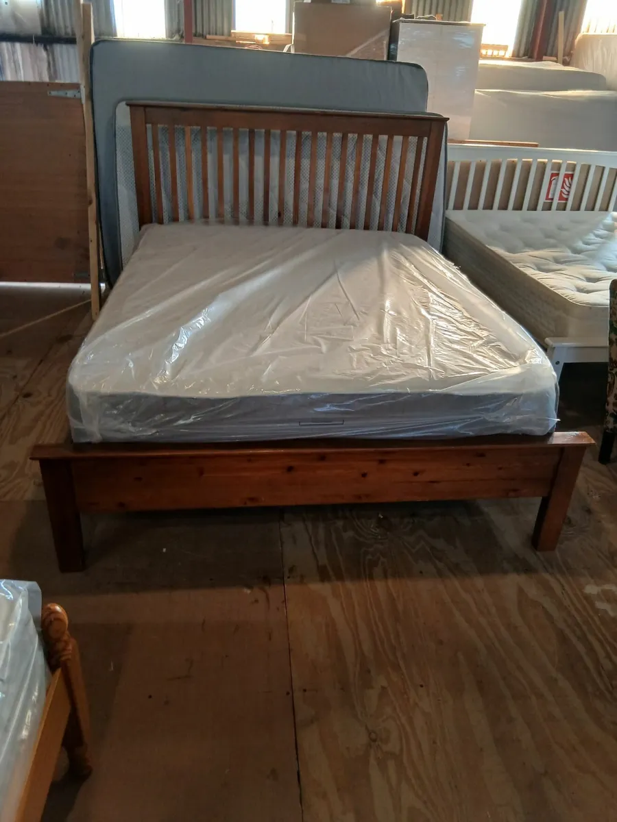 Bed set - Image 1