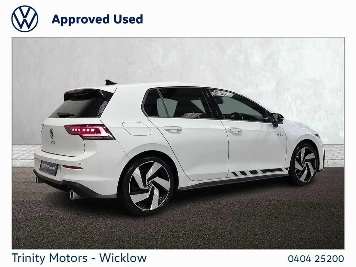 Volkswagen Golf  ** GTI ** NEW MODEL ** 265 BHP DS - Image 3