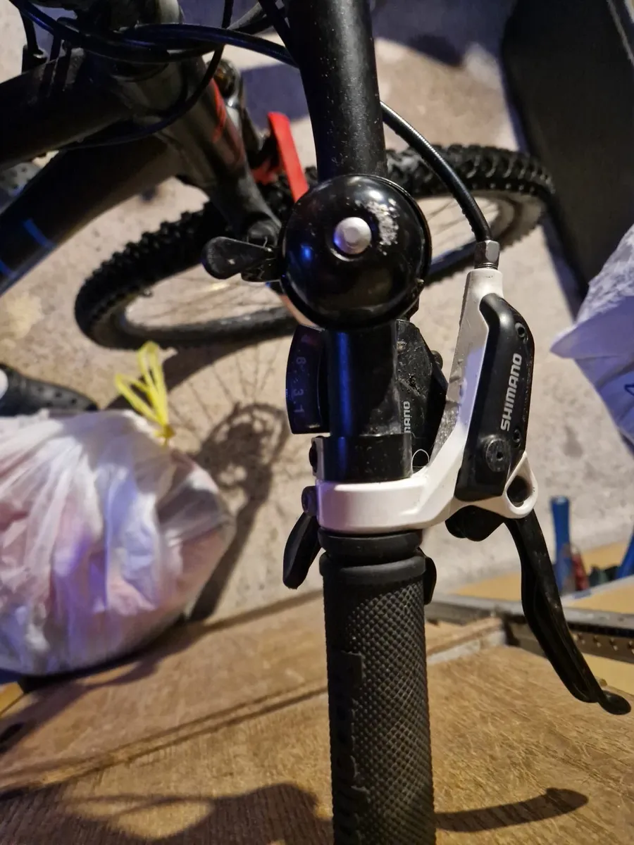 Mountain Bike - Image 4