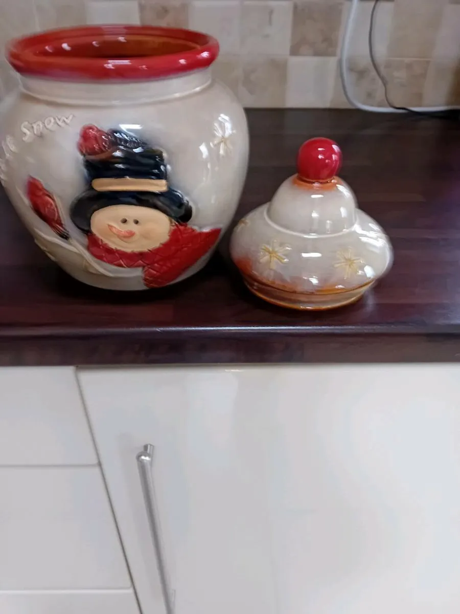 CHRISTMAS COOKIE JAR NEW BOXED - Image 2