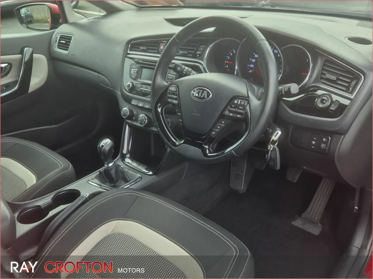Kia Ceed 1.6 EX Diesel - Image 3
