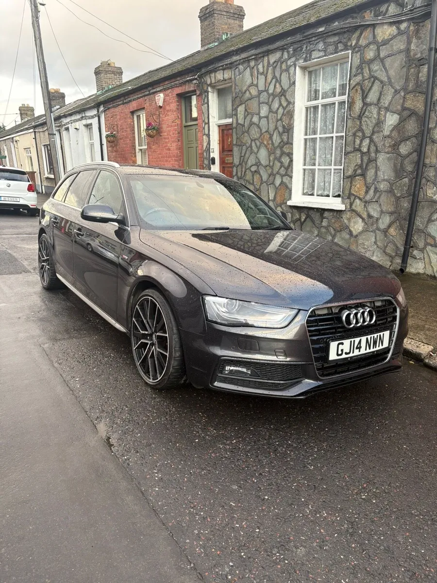 Audi A4 avant- S-line - Image 1