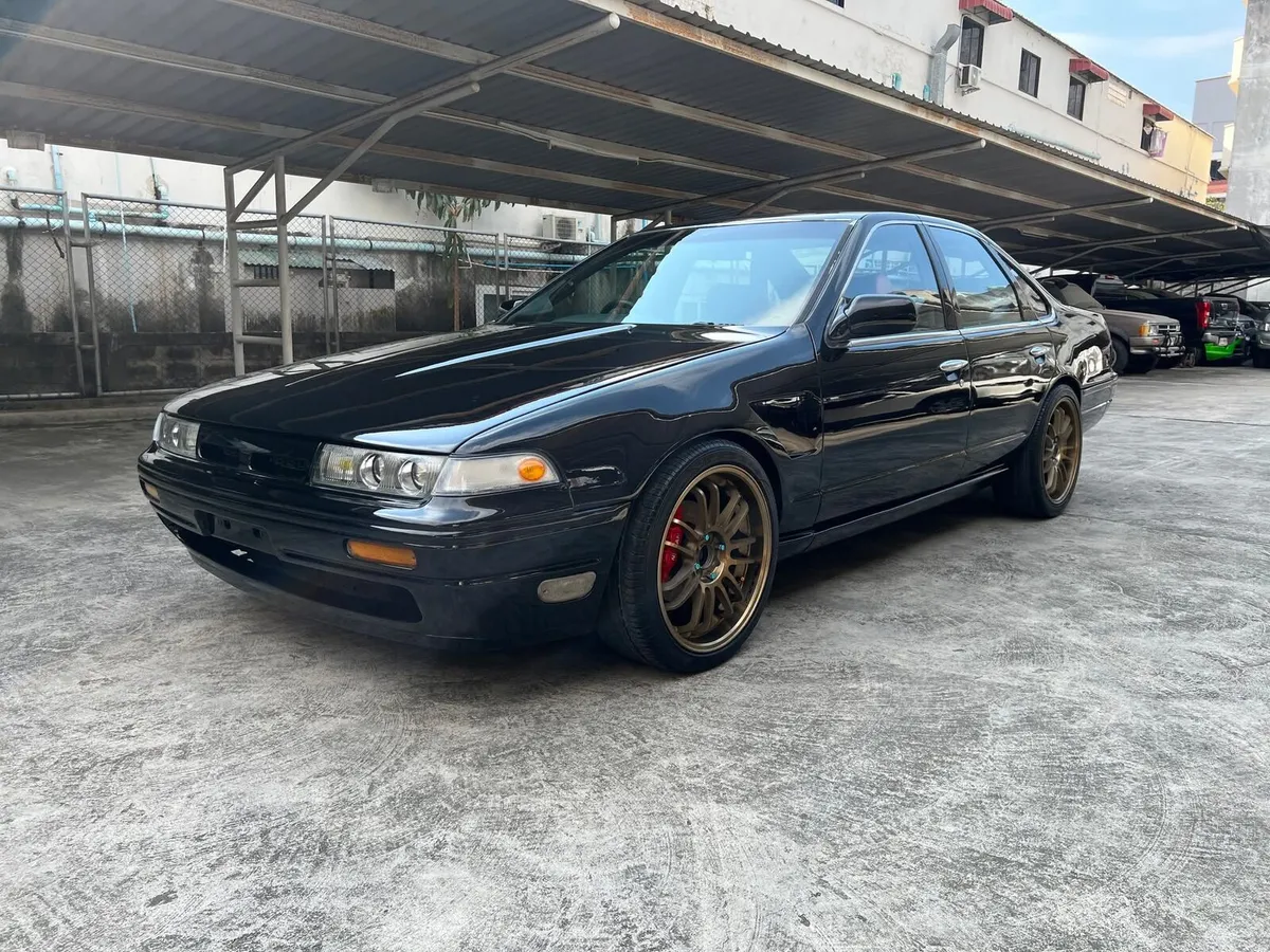 Nissan Cefiro A31 - Image 1