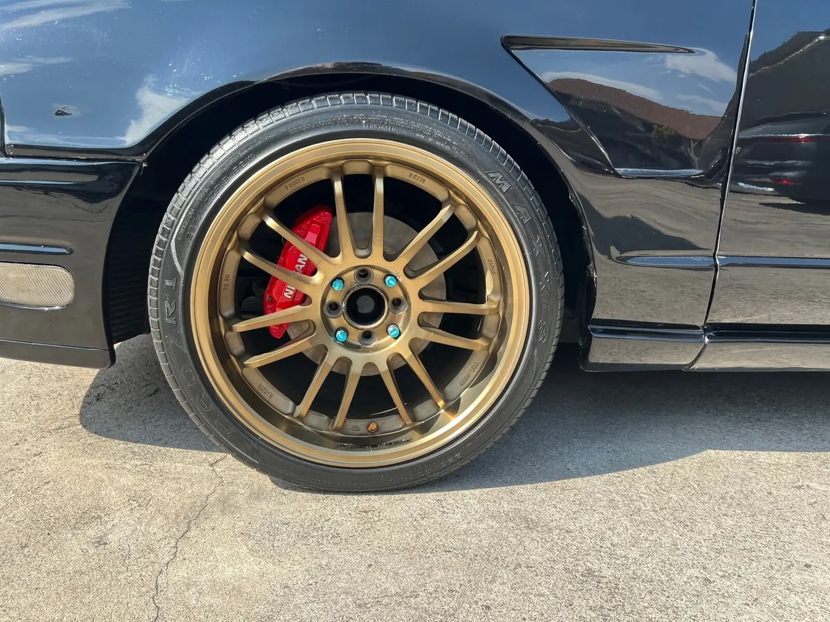 Nissan Cefiro A31 - Image 4