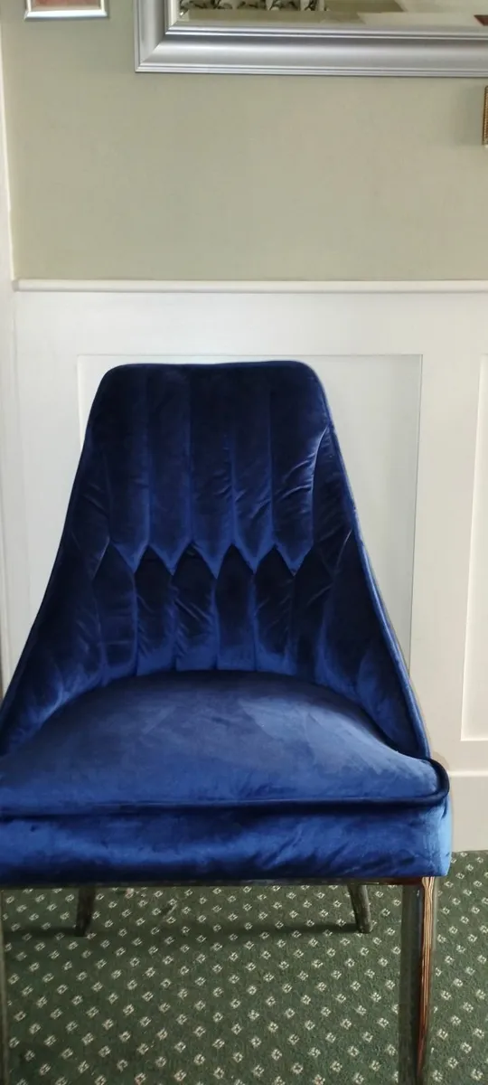 Bedroom chairs - Image 1