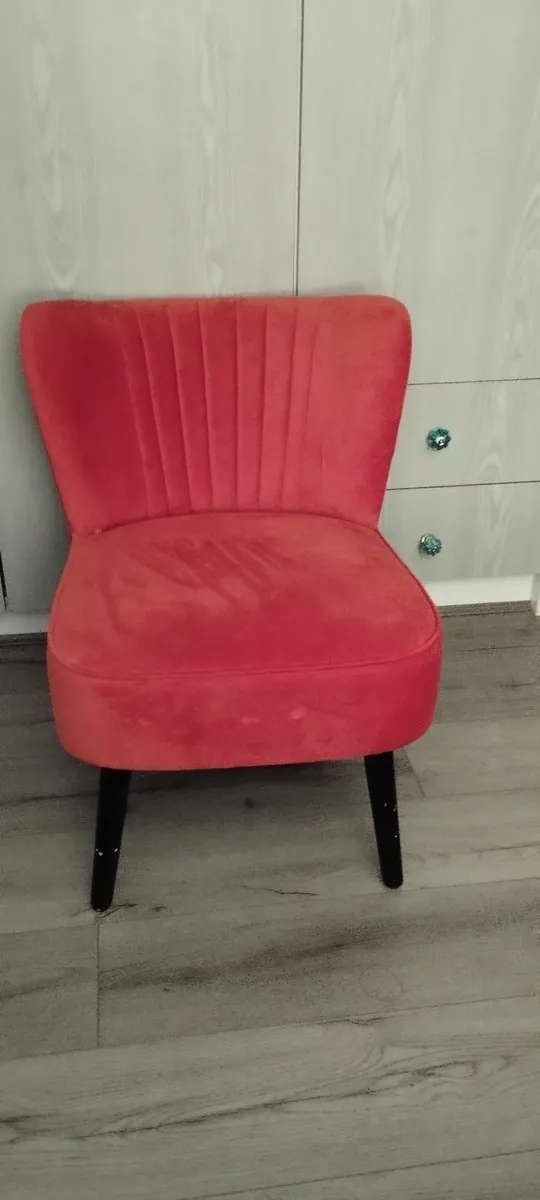 Bedroom chairs - Image 2