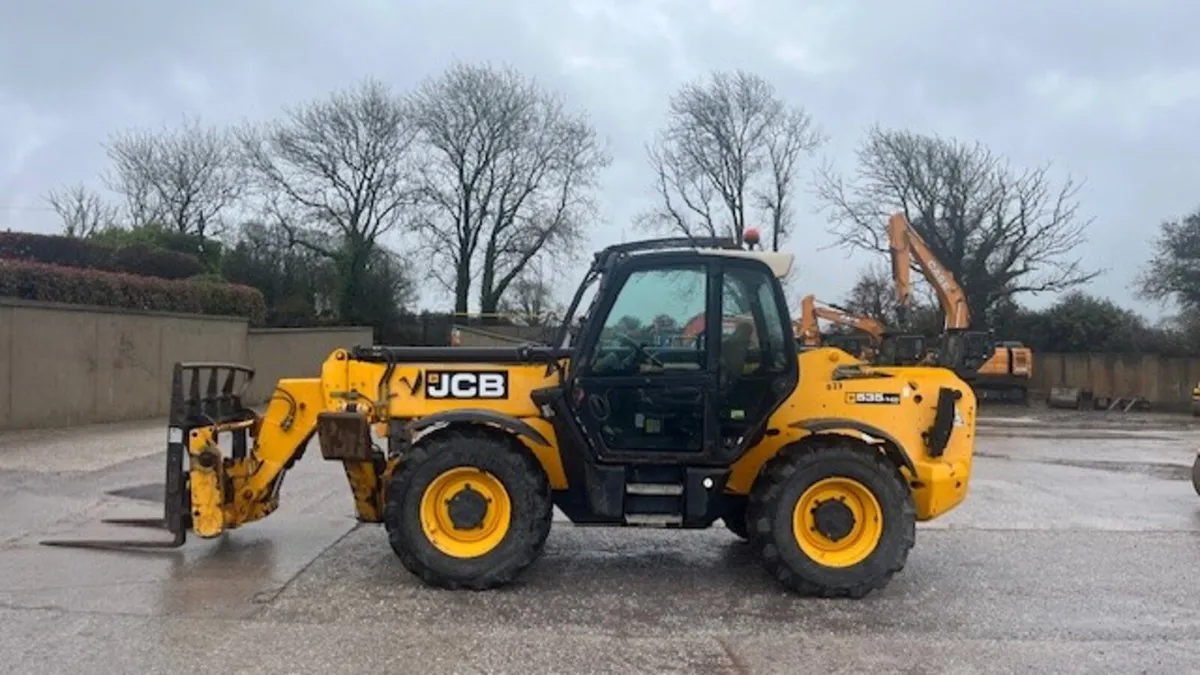 2013 JCB 535 140 - Image 1