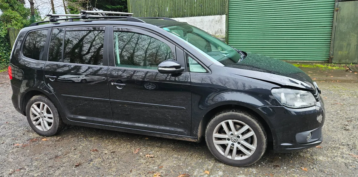Vw Touran 1.6 TDI 105BHP COMFORTLINE - Image 1