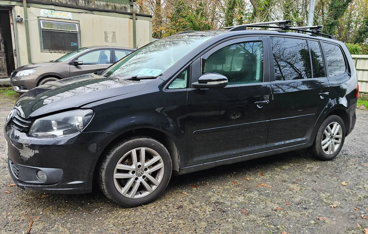 Vw Touran 1.6 TDI 105BHP COMFORTLINE - Image 3