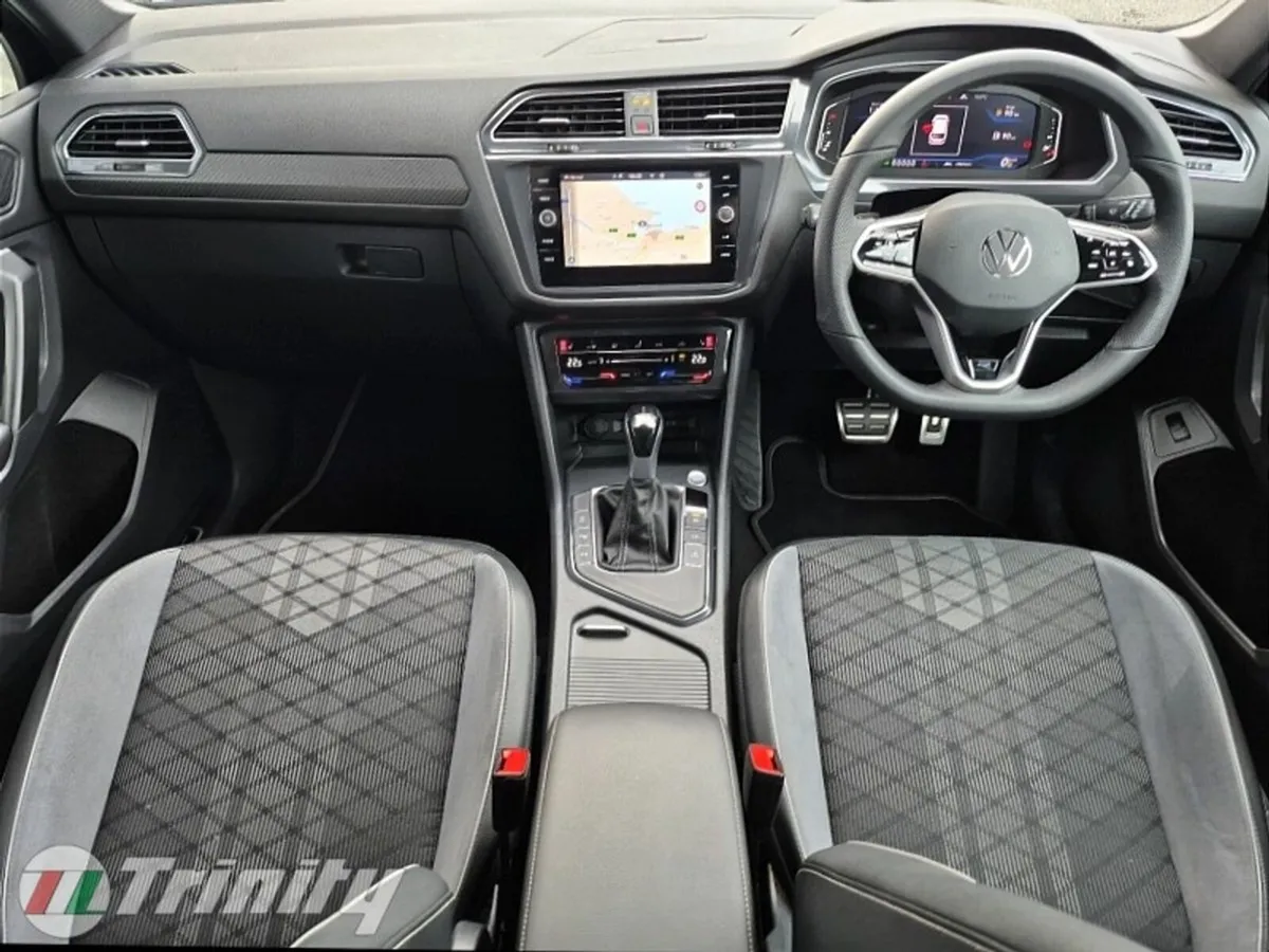 Volkswagen Tiguan ** ALL SPACE ** BLACK EDT ** R-L - Image 2
