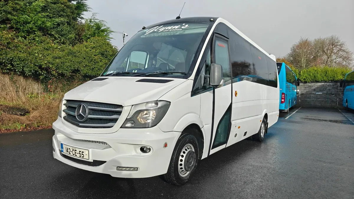 Mercedes-Benz Turas 500 - Image 1